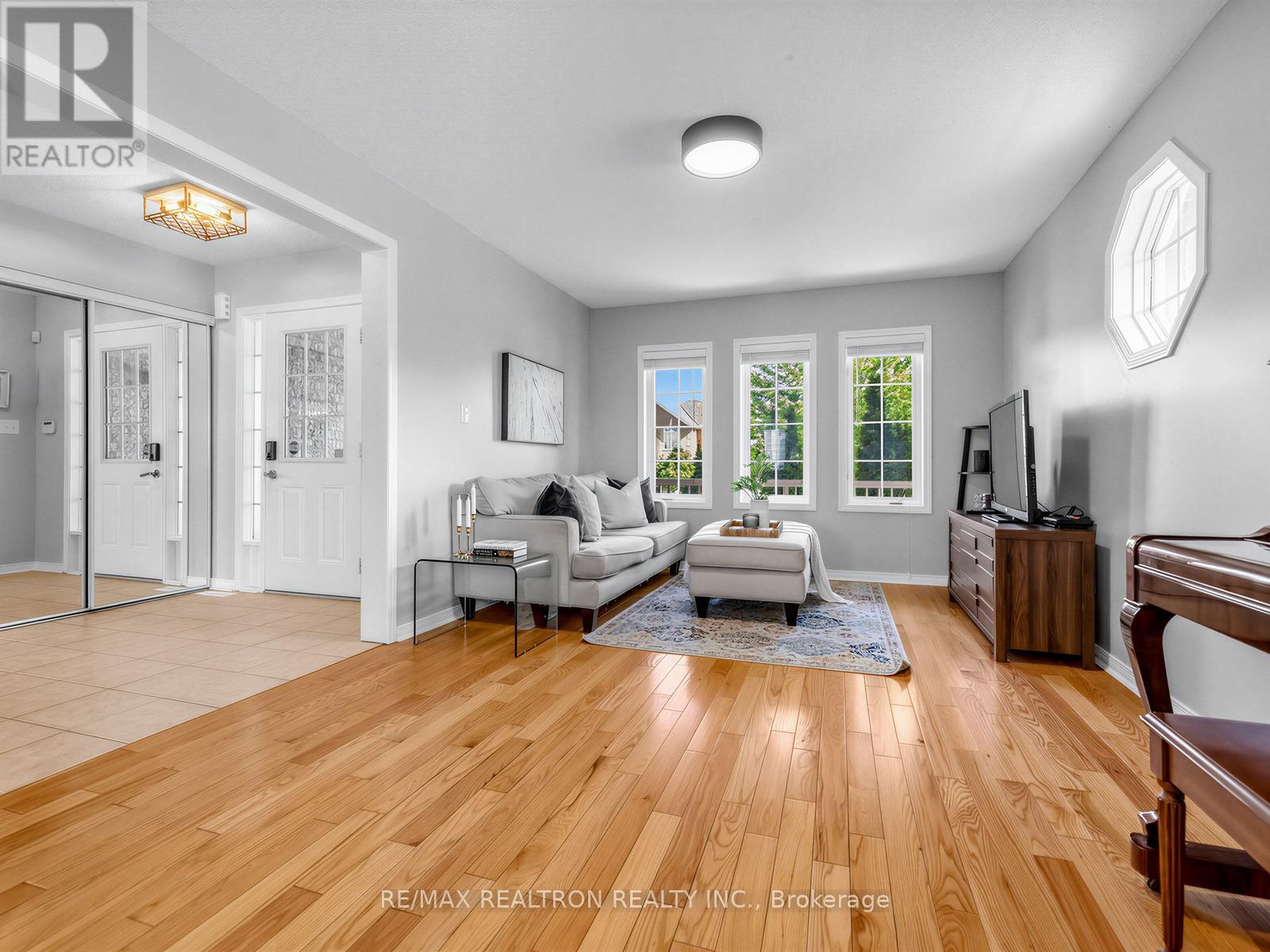 1434 Rankin Way, Innisfil, Ontario  L9S 0C5 - Photo 13 - N13437890