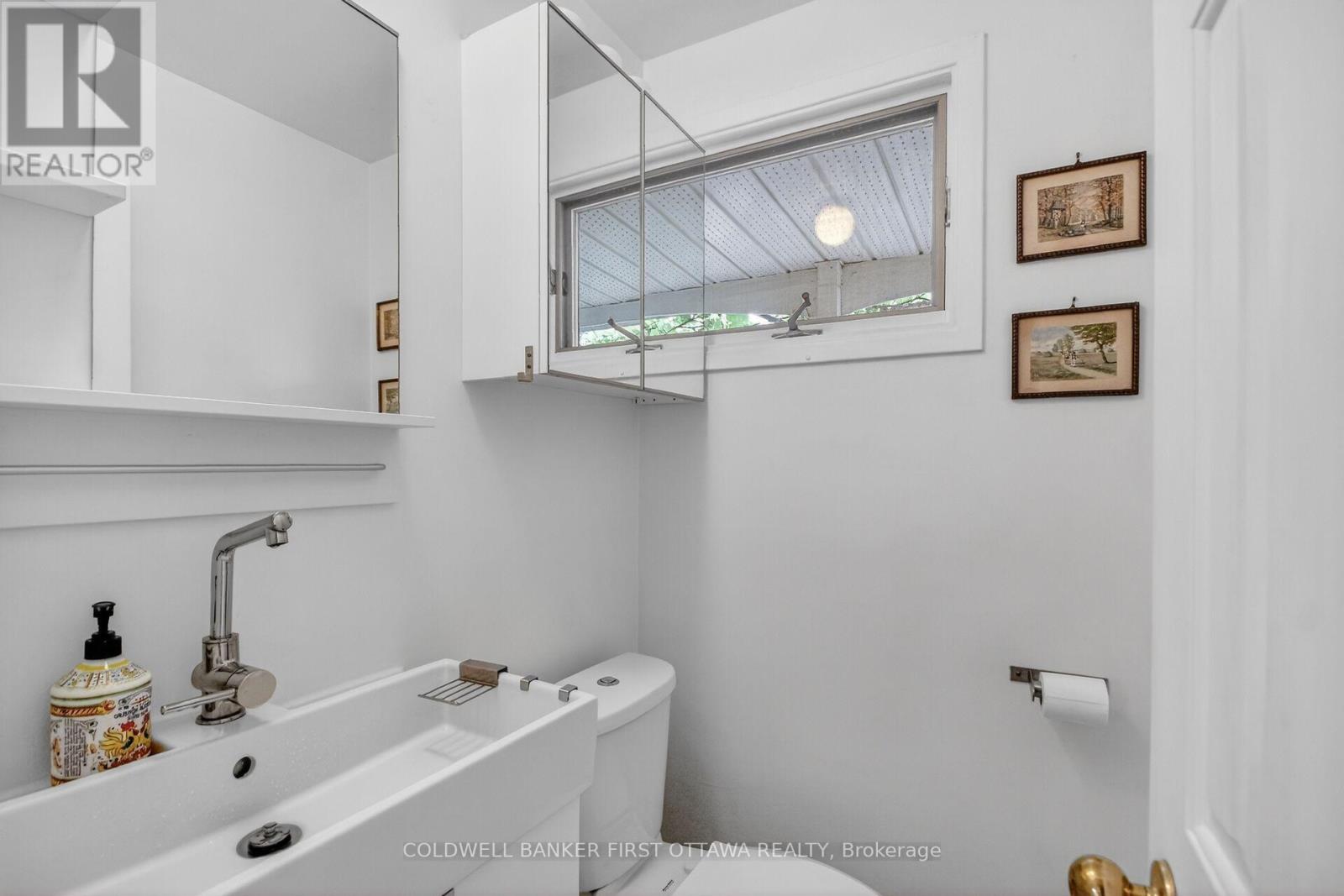 2061 Balharrie Avenue, Ottawa, Ontario  K1G 1G2 - Photo 14 - X13169164