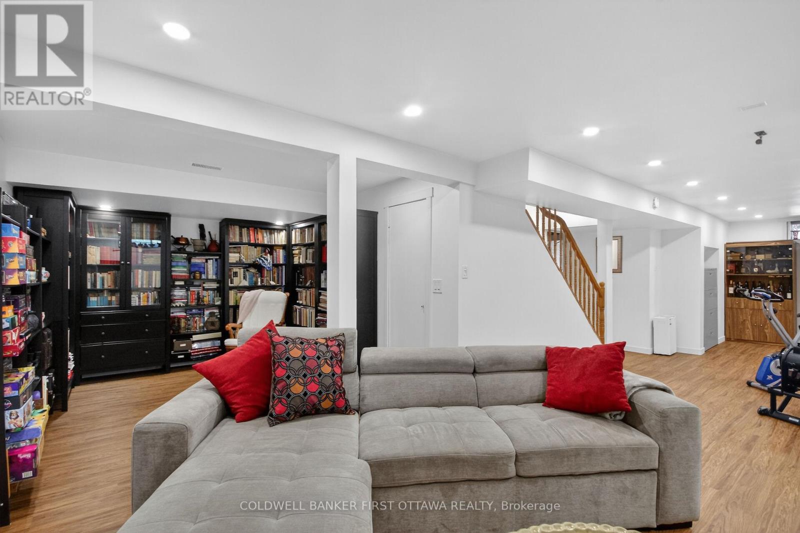 2061 Balharrie Avenue, Ottawa, Ontario  K1G 1G2 - Photo 32 - X13169164
