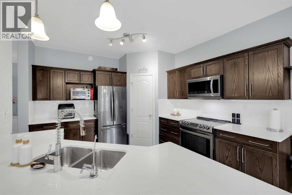 9 Lincoln Street, Sylvan Lake, Alberta  T4S 2R1 - Photo 8 - A2319376