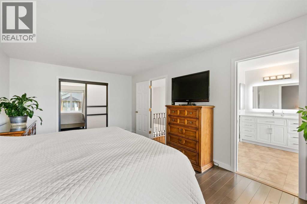 28 Mt Norquay Gate Se, Calgary, Alberta  T2Z 2R3 - Photo 24 - A2317079