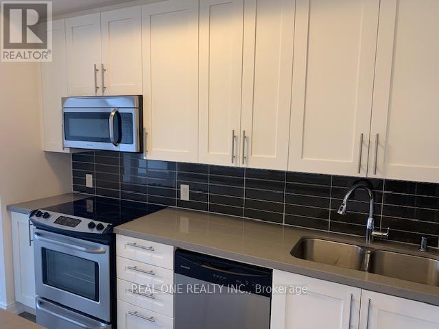 225 - 540 Bur Oak Avenue, Markham (Berczy), Ontario  L6C 0C4 - Photo 13 - N13435512