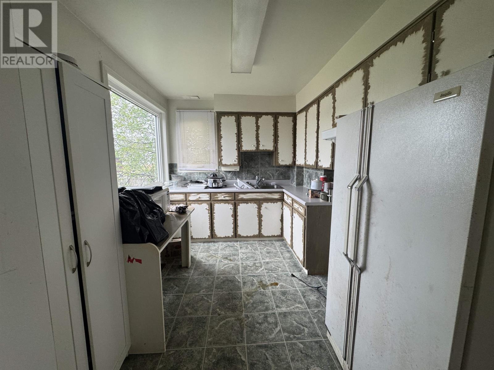 25 Ross Ave, Marathon, Ontario  P0T 2E0 - Photo 4 - TB2601487