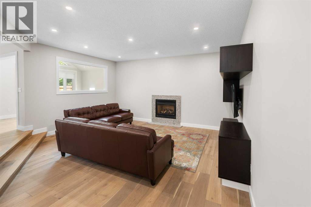 132 Woodhaven Road Sw, Calgary, Alberta  T2W 5N7 - Photo 15 - A2320133