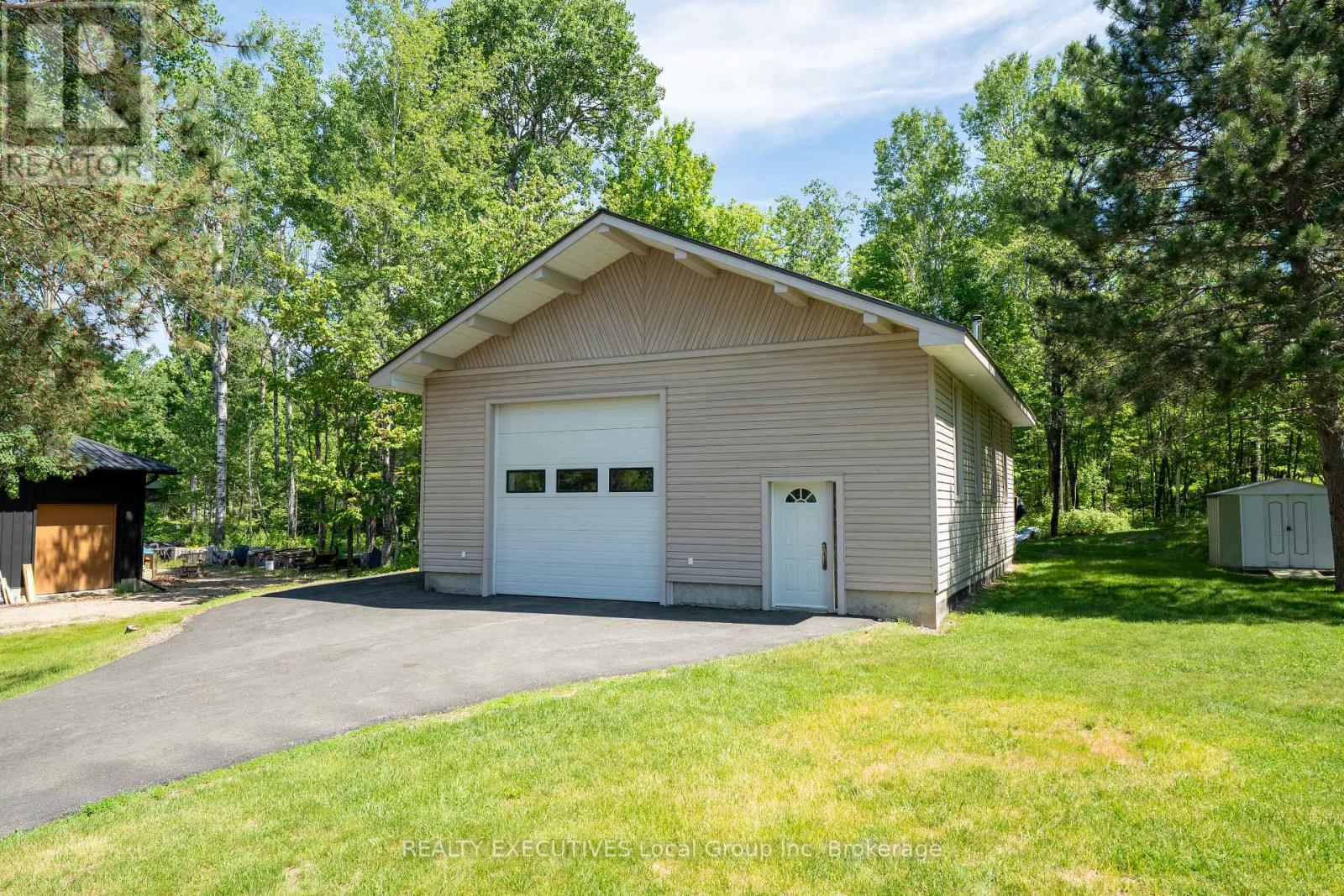 190 Mirimishi Road, East Ferris, Ontario  P0H 1K0 - Photo 2 - X13438134