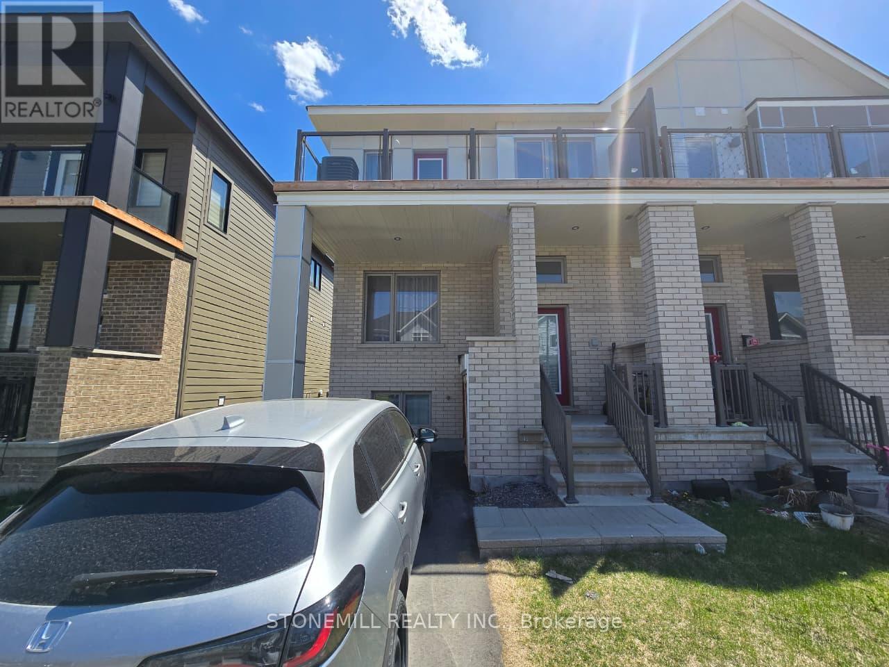 125 BEEBALM CRESCENT, Ottawa, Ontario