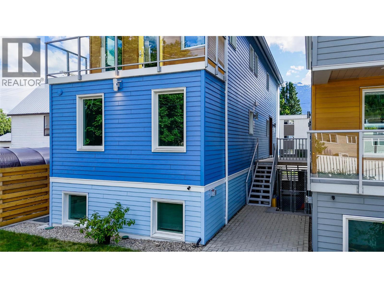 Listing image 50