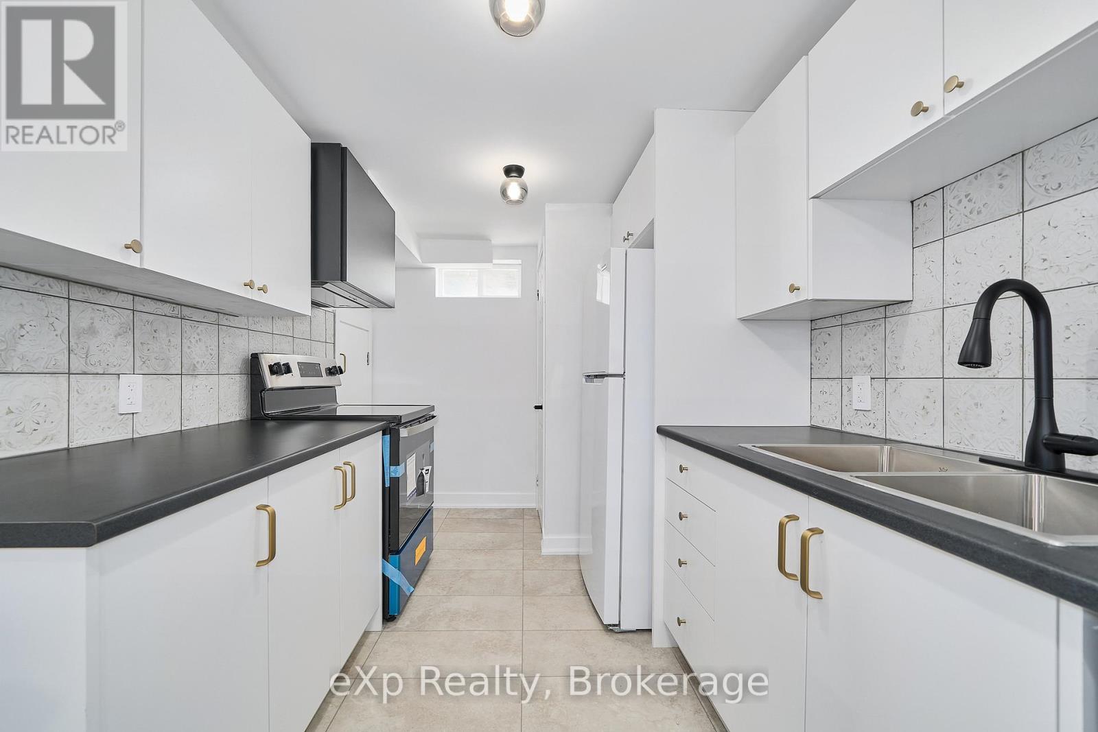 111 Riverside Drive N, Oshawa, Ontario  L1G 6J6 - Photo 10 - E13438254