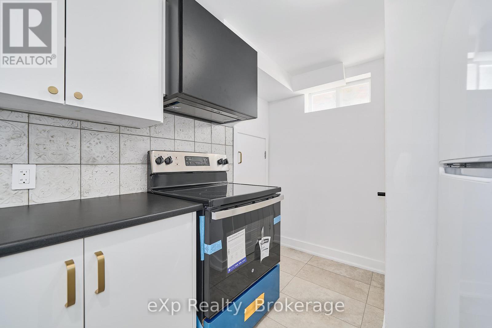 111 Riverside Drive N, Oshawa, Ontario  L1G 6J6 - Photo 12 - E13438254