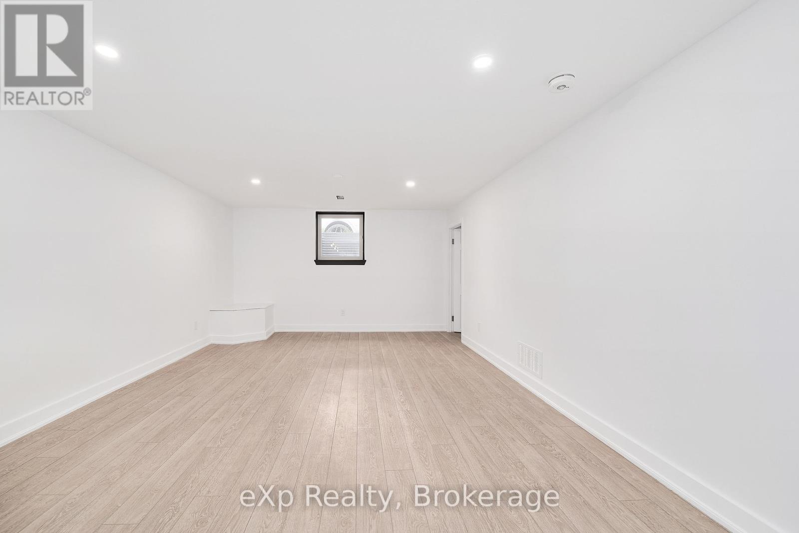 111 Riverside Drive N, Oshawa, Ontario  L1G 6J6 - Photo 15 - E13438254