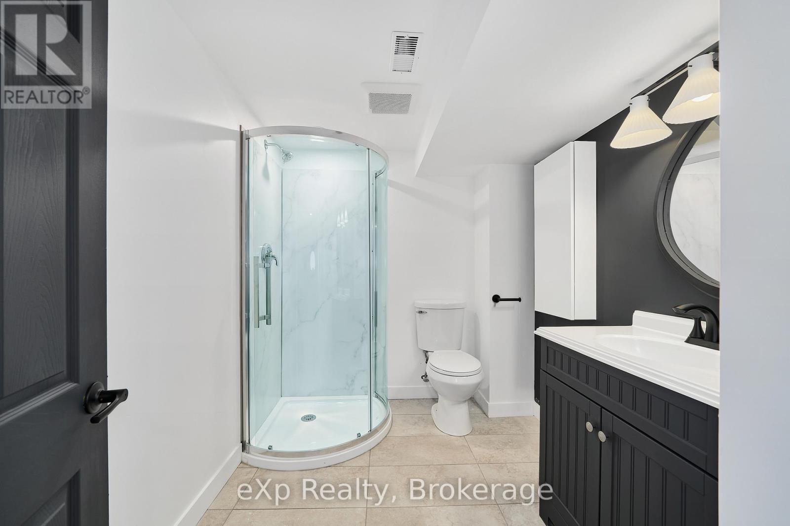 111 Riverside Drive N, Oshawa, Ontario  L1G 6J6 - Photo 32 - E13438254