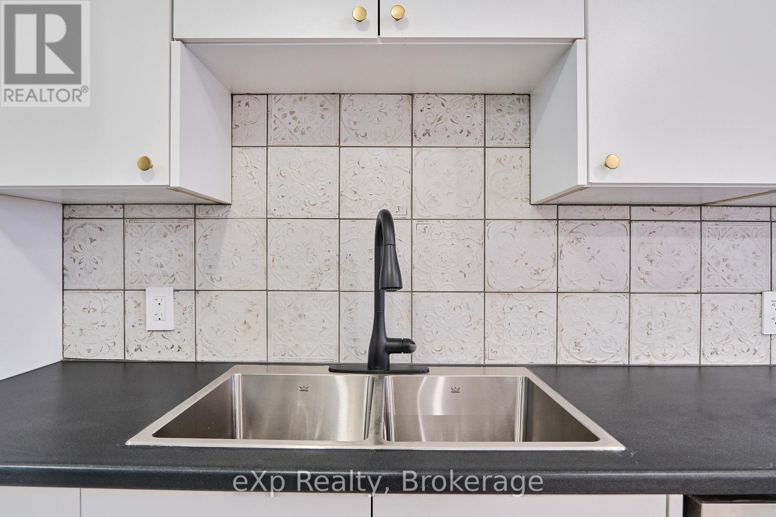 111 Riverside Drive N, Oshawa, Ontario  L1G 6J6 - Photo 39 - E13438254