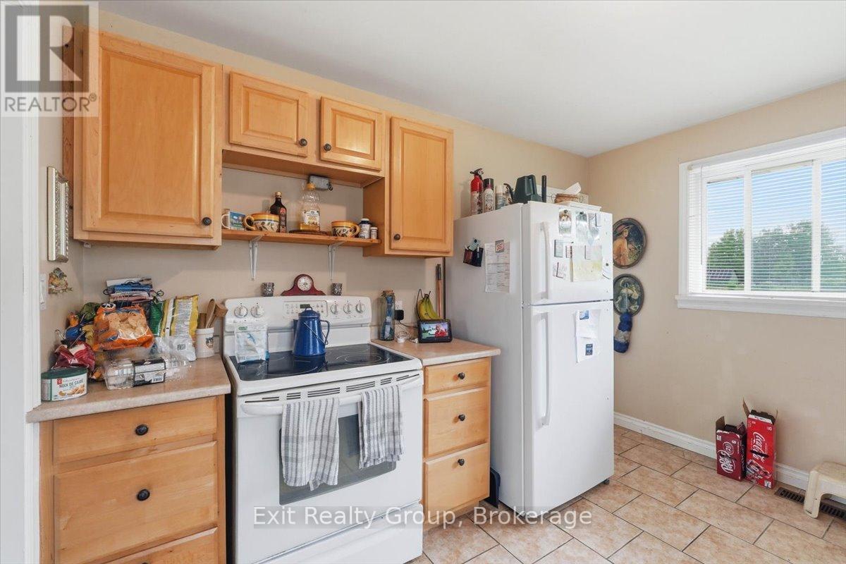 109 Aikins Road, Quinte West, Ontario  K8N 4Z2 - Photo 11 - X13438204