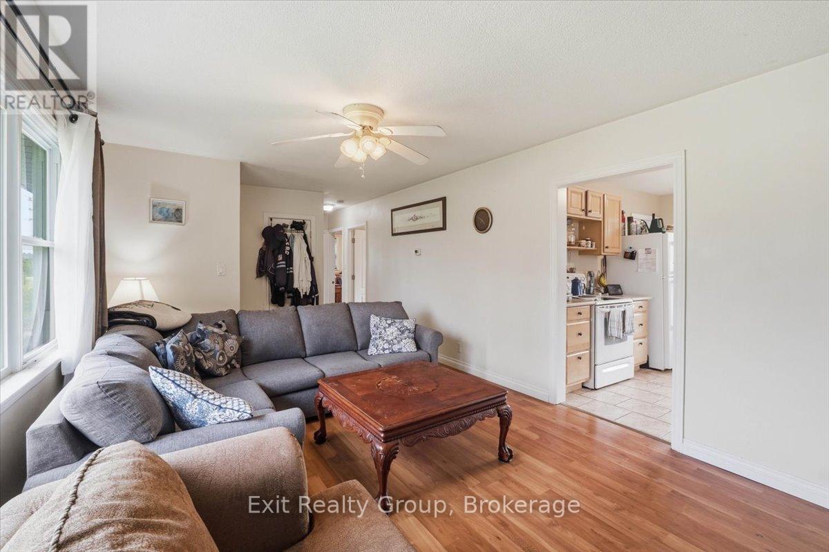 109 Aikins Road, Quinte West, Ontario  K8N 4Z2 - Photo 7 - X13438204