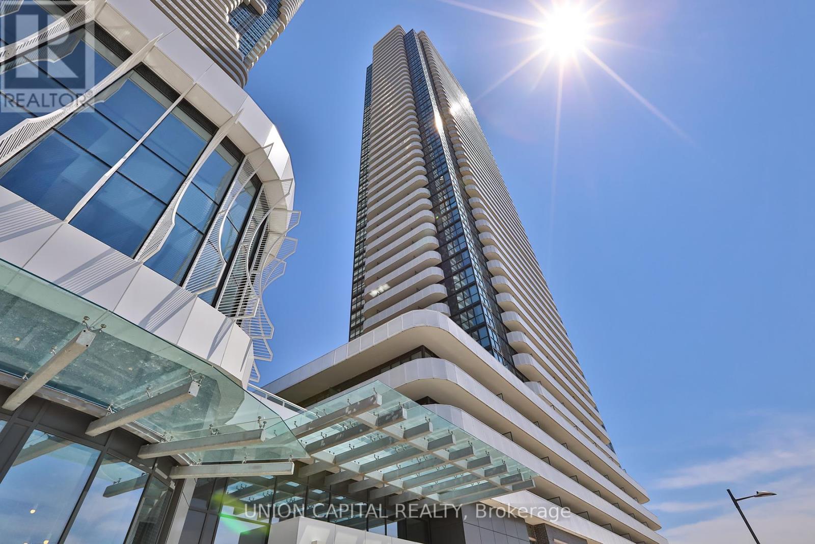 5217 - 195 COMMERCE STREET, Vaughan, Ontario