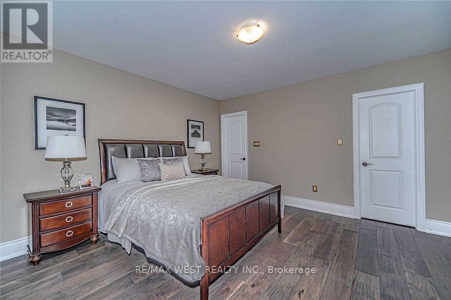83 Elm Avenue, Richmond Hill, Ontario  L4C 6K8 - Photo 28 - N13429058