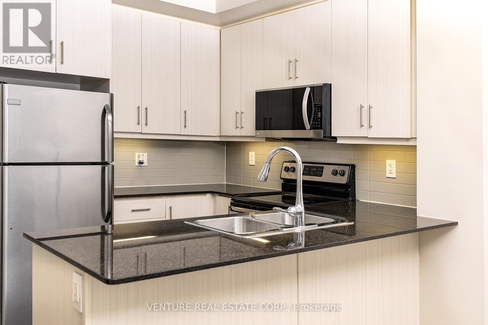 824 - 15 James Finlay Way, Toronto, Ontario  M3M 0B3 - Photo 17 - W13044384