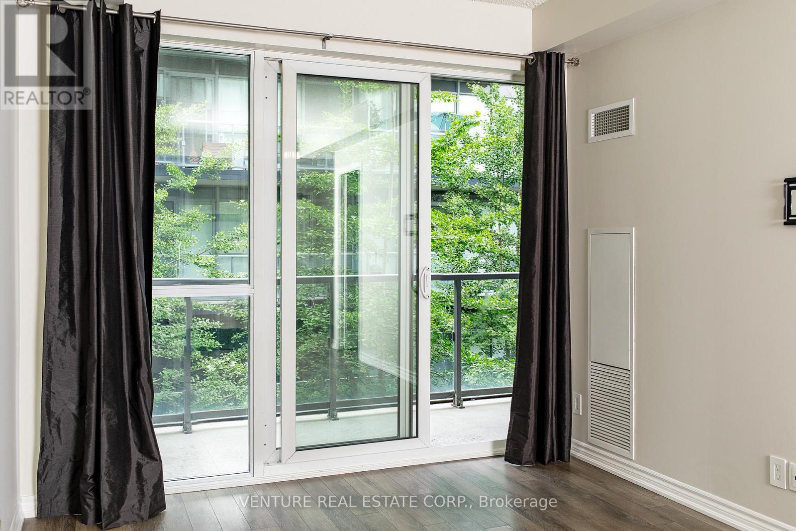 824 - 15 James Finlay Way, Toronto, Ontario  M3M 0B3 - Photo 18 - W13044384