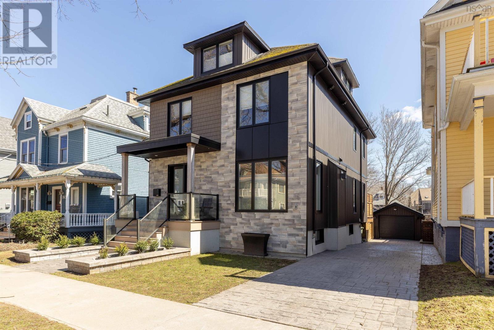 1629 Vernon Street, Halifax, Nova Scotia  B3H 3M9 - Photo 1 - 202603746