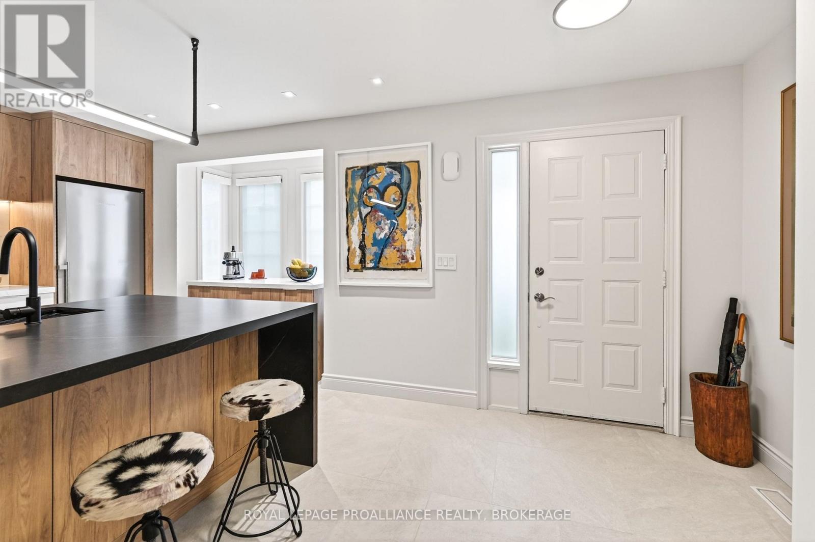 43 - 1 Place D'armes Place, Kingston, Ontario  K7K 6S2 - Photo 2 - X13438152