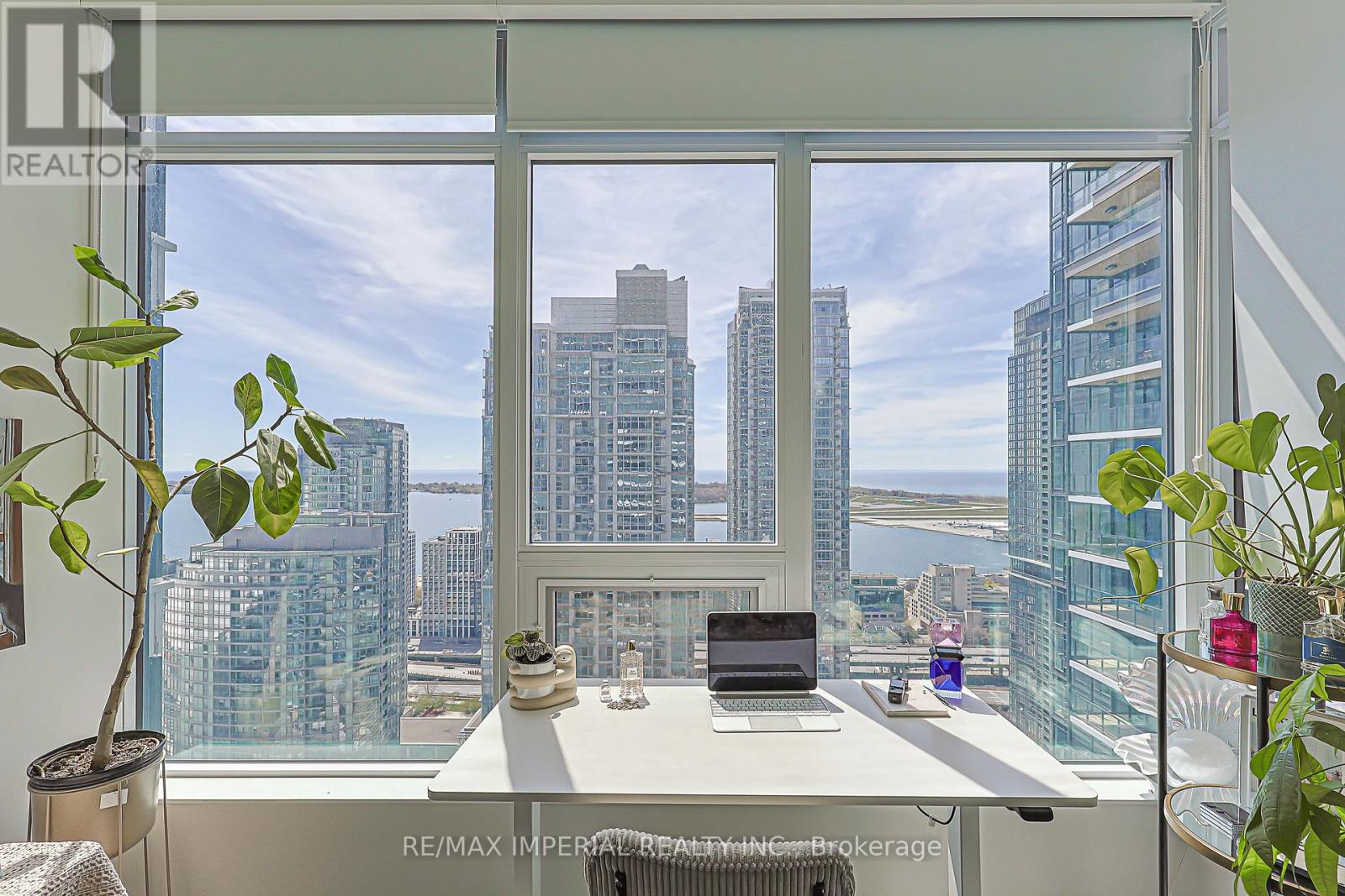 3510 - 1 Concord Cityplace Way, Toronto, Ontario  M5V 0X3 - Photo 20 - C13435412