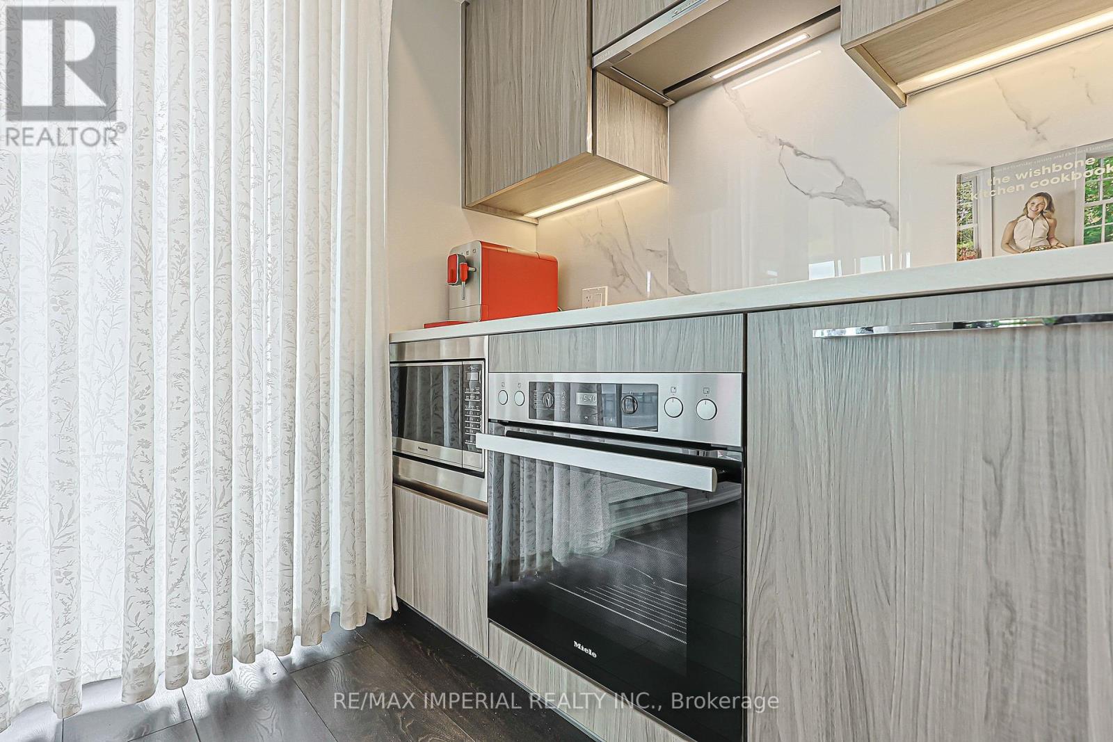 3510 - 1 Concord Cityplace Way, Toronto, Ontario  M5V 0X3 - Photo 7 - C13435412