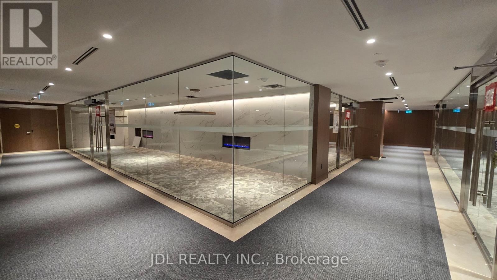 3706 - 1 Concord Cityplace Way, Toronto, Ontario  M5V 0X3 - Photo 15 - C13438006
