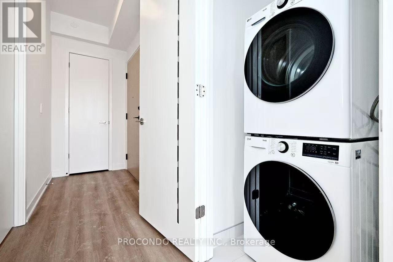 2010 - 10 Oak St Street E, Toronto, Ontario M5A 0Z1 - Photo 12 - C13438132