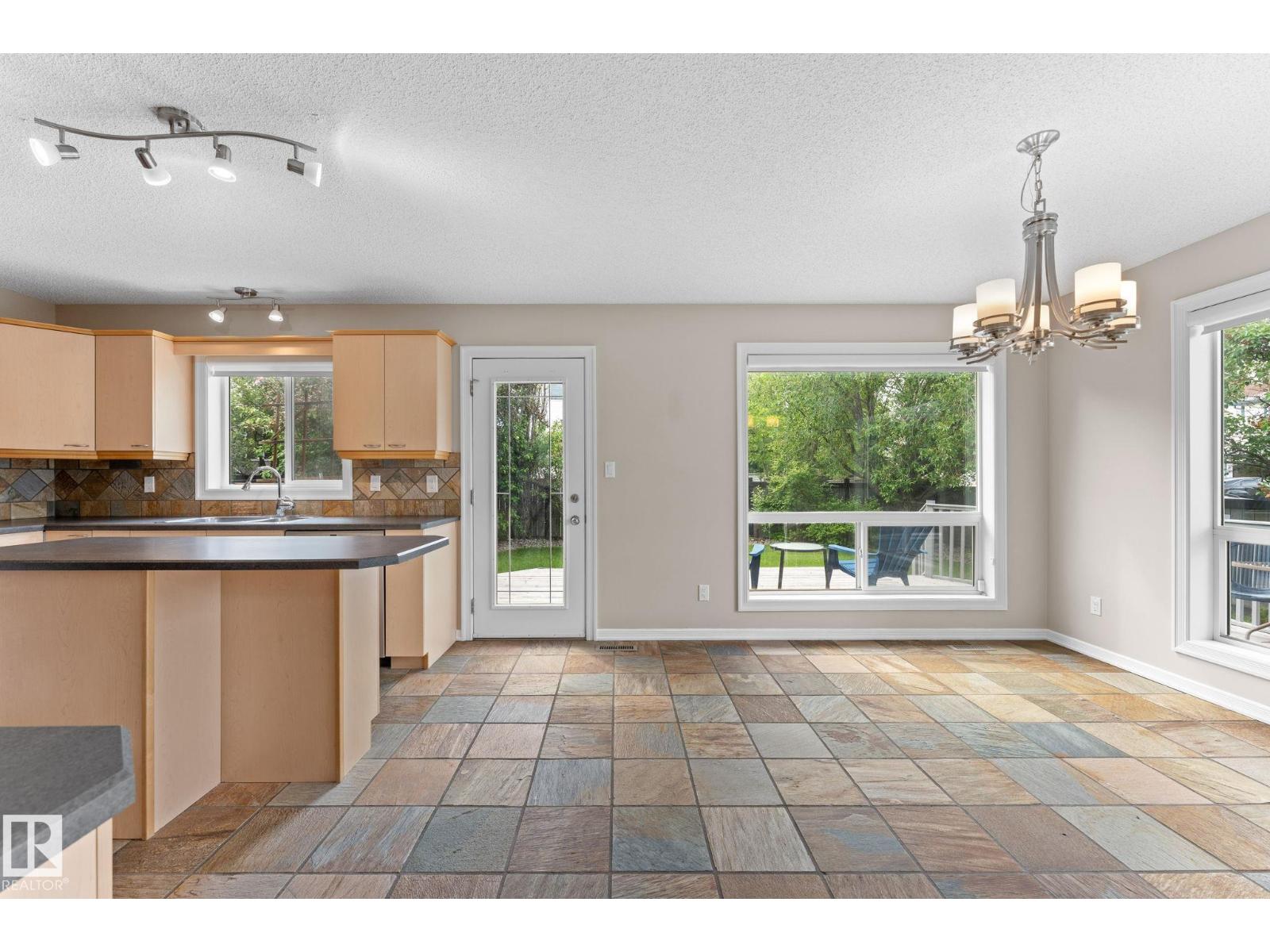 1611 Forbes Wy NW, Edmonton, Alberta  T6R 2P4 - Photo 20 - E4493388