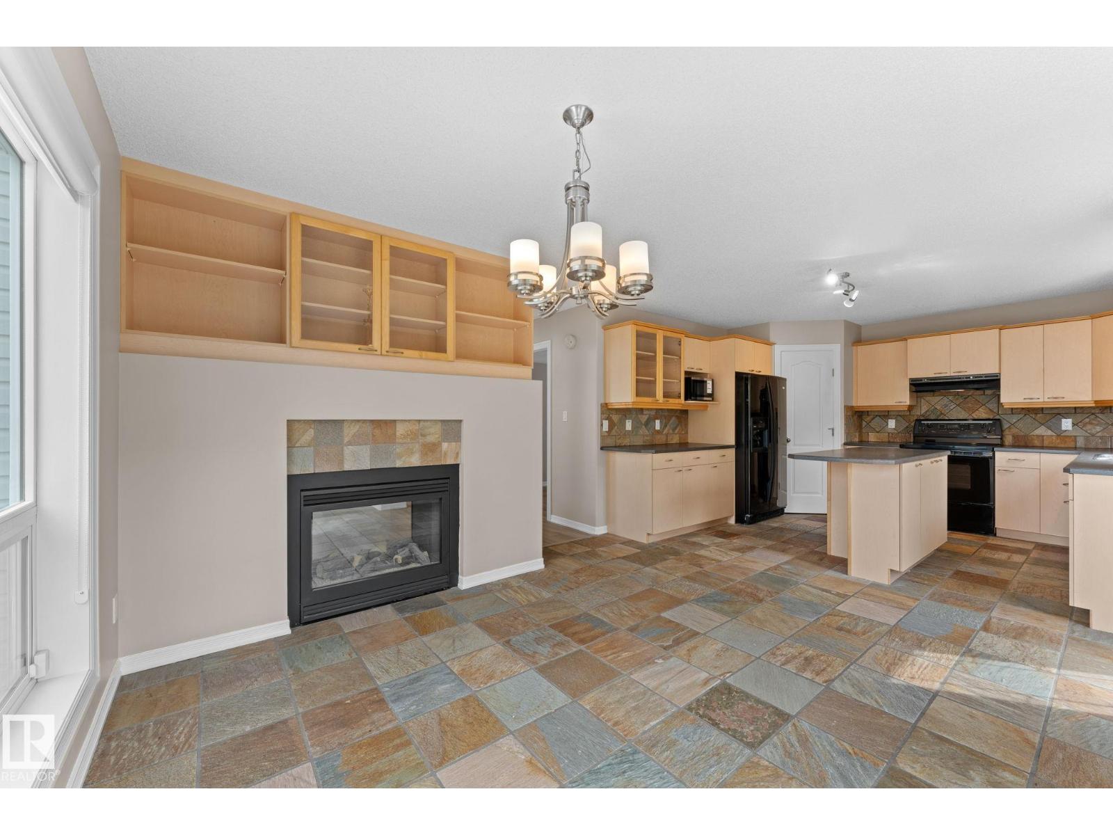 1611 Forbes Wy NW, Edmonton, Alberta  T6R 2P4 - Photo 3 - E4493388