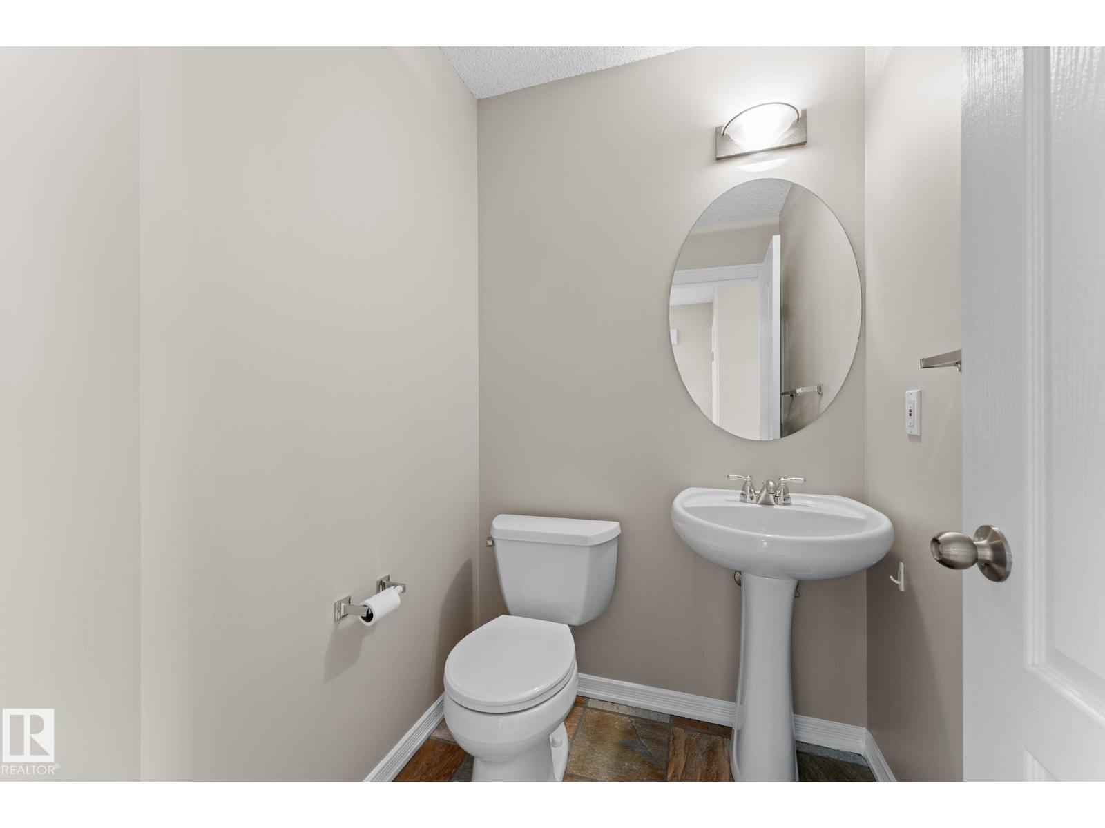 1611 Forbes Wy NW, Edmonton, Alberta  T6R 2P4 - Photo 30 - E4493388