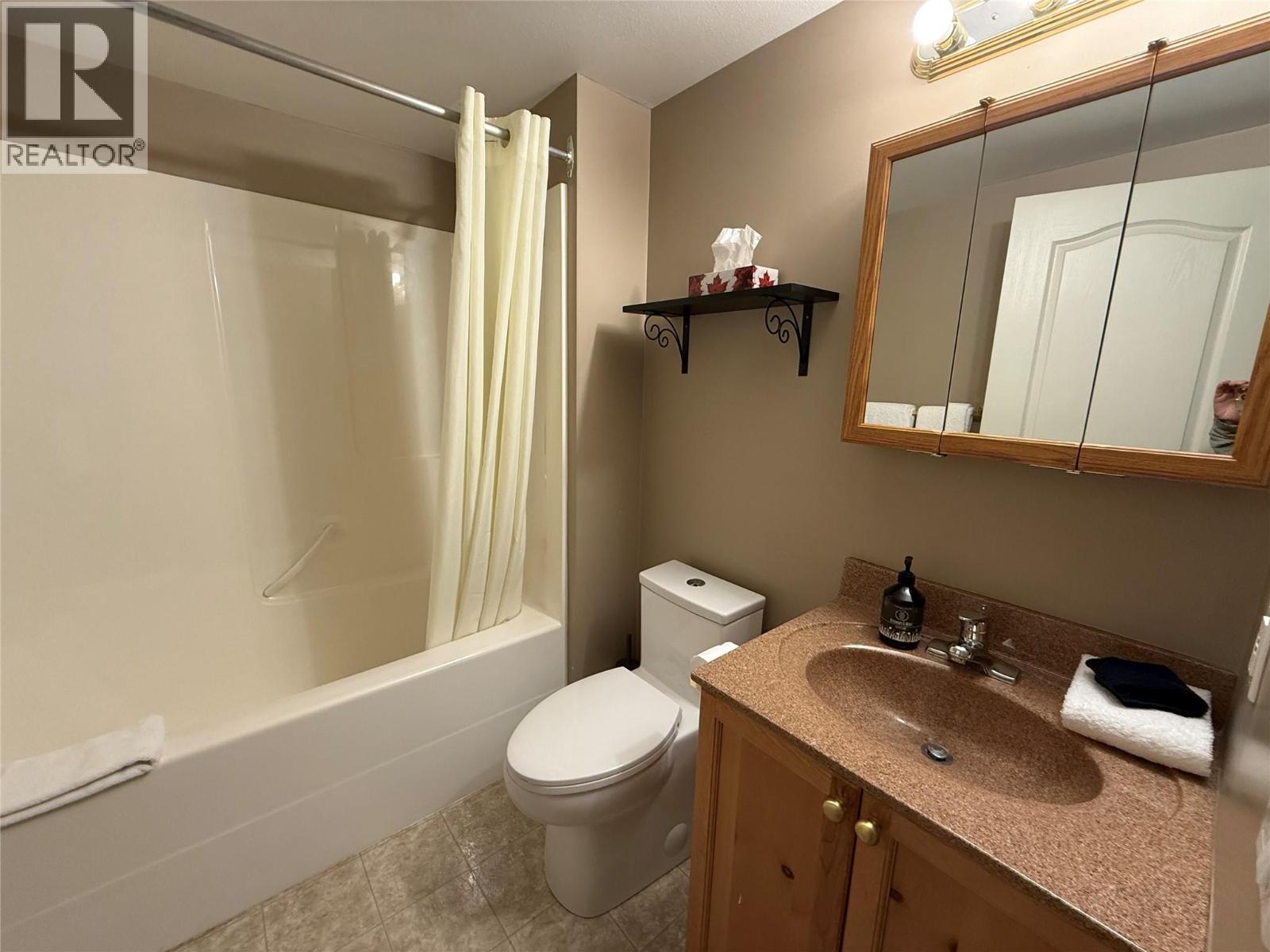 1300 RIVERSIDE Way Unit# 1326 Fernie Photo 20 1300 RIVERSIDE Way Unit# 1326 Fernie Photo 20
