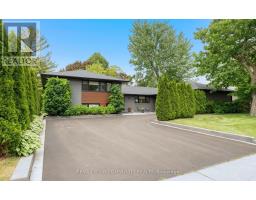 48 ROYAL ROAD, Aurora, Ontario