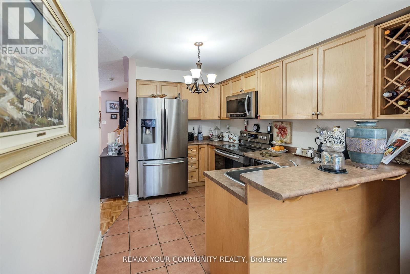 50 Lodgeway Drive, Vaughan, Ontario  L6A 3S5 - Photo 12 - N13438086