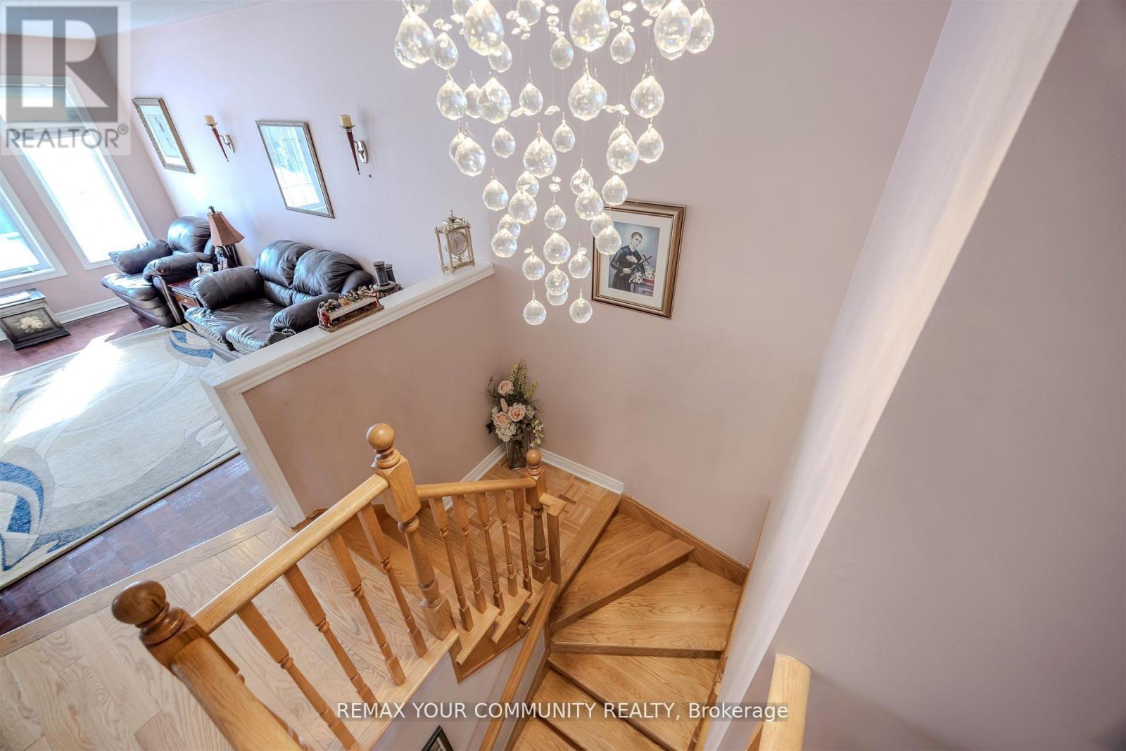 50 Lodgeway Drive, Vaughan, Ontario  L6A 3S5 - Photo 16 - N13438086