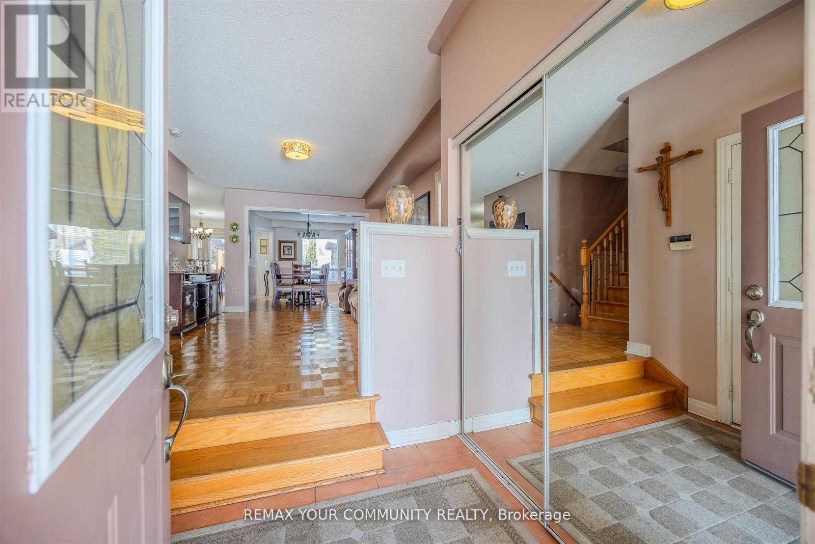 50 Lodgeway Drive, Vaughan, Ontario  L6A 3S5 - Photo 3 - N13438086