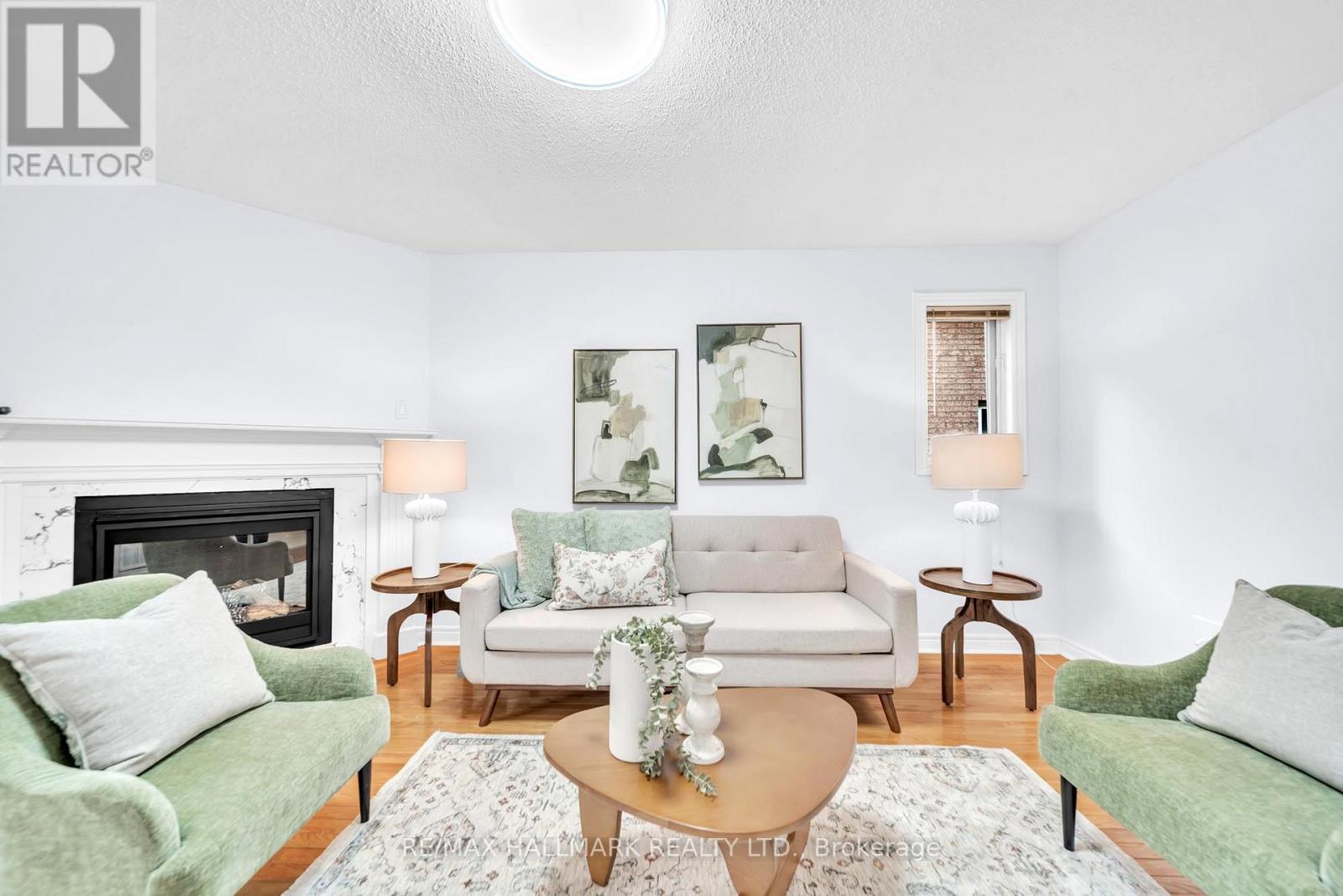 3 Creekview Avenue, Richmond Hill, Ontario  L4C 9X1 - Photo 10 - N13438234