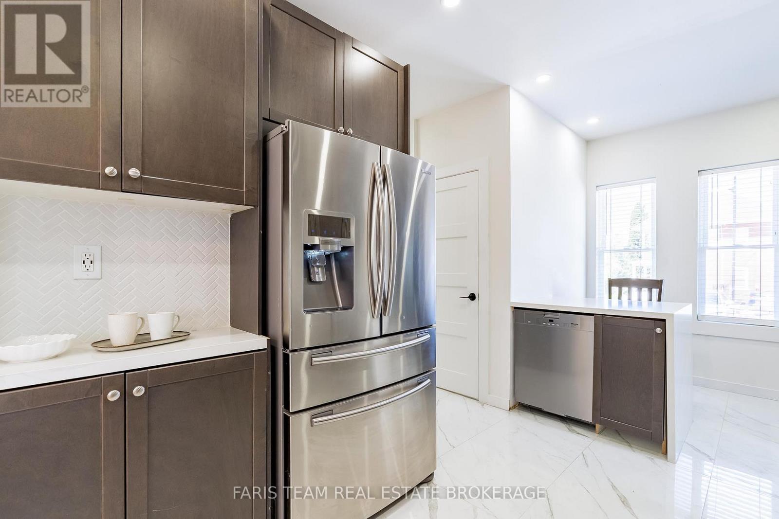 119 Jephson Street, Tay (Victoria Harbour), Ontario  L0K 2A0 - Photo 11 - S13438104