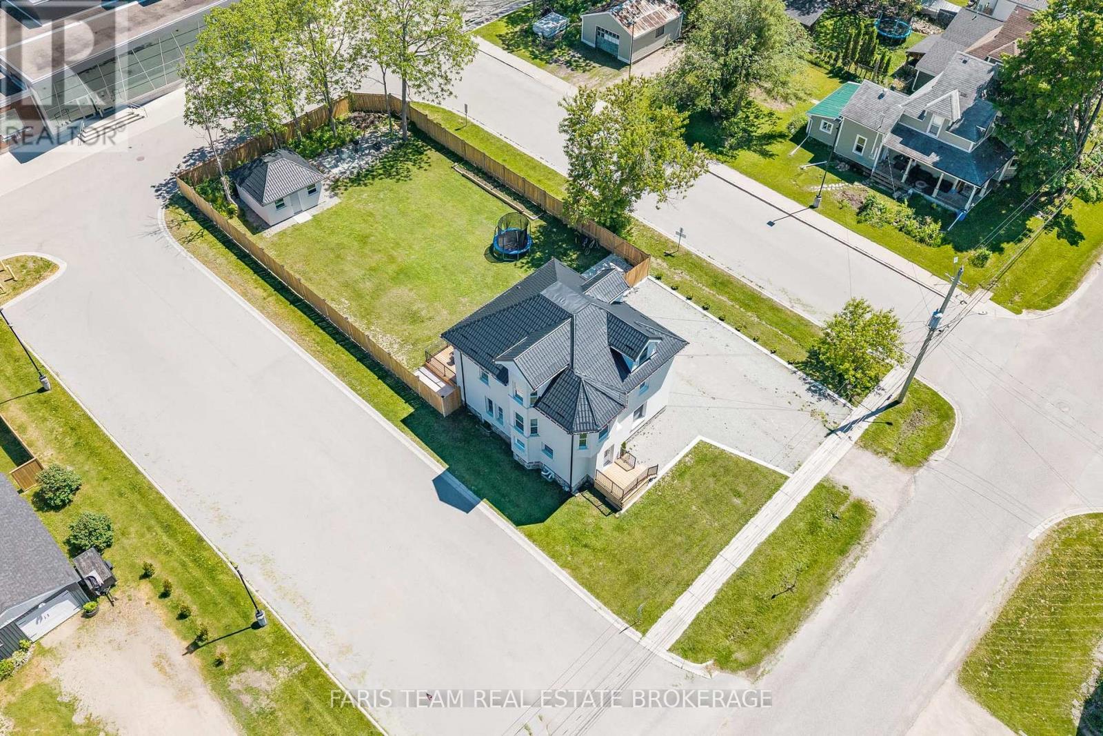 119 Jephson Street, Tay, Ontario  L0K 2A0 - Photo 2 - S13438104