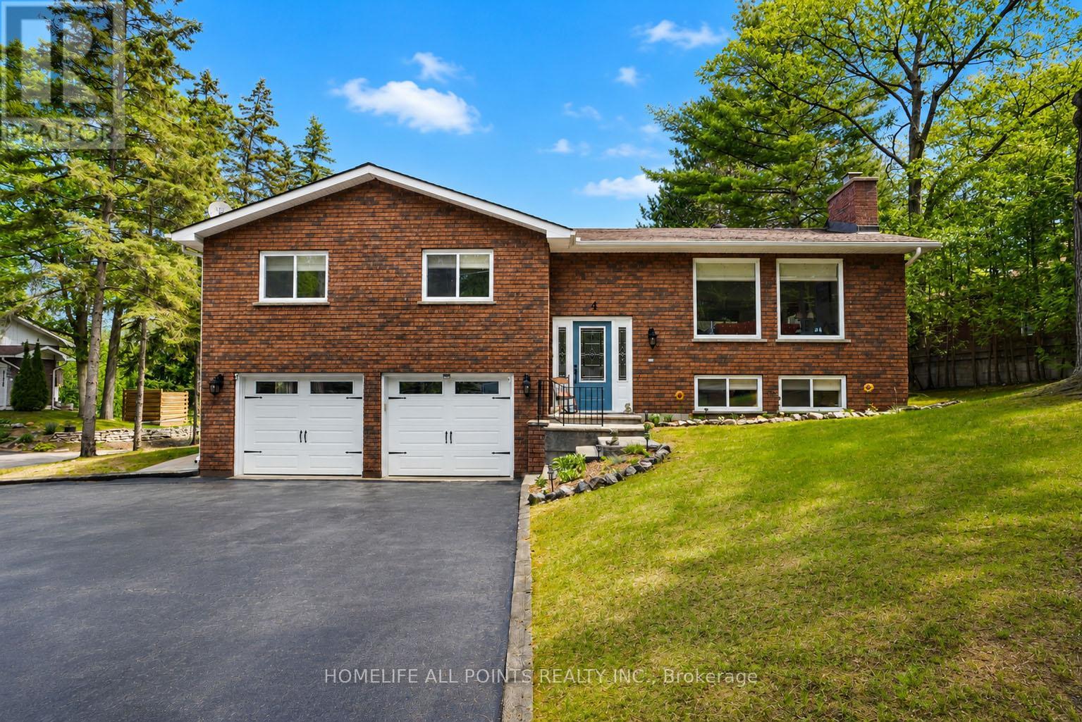 4 Schooner Drive, Wasaga Beach, Ontario  L9Z 2T4 - Photo 1 - S13438288