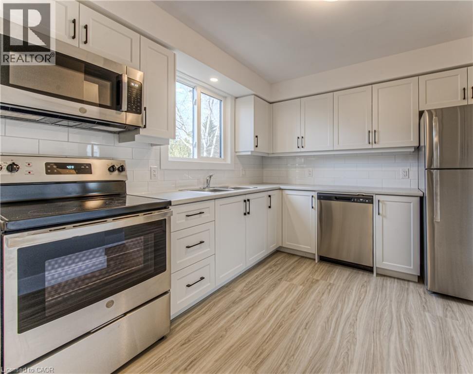 40 Daniel Avenue Unit# 2, Kitchener, Ontario  N2K 2E9 - Photo 1 - 40839360