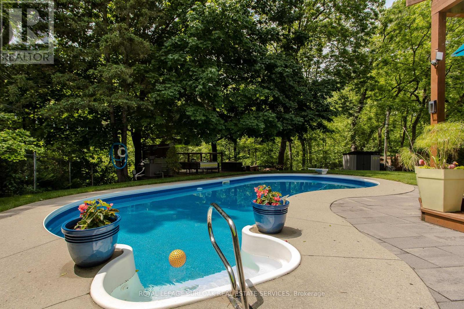 272 Goodram Drive, Burlington, Ontario  L7L 2J5 - Photo 5 - W13438016