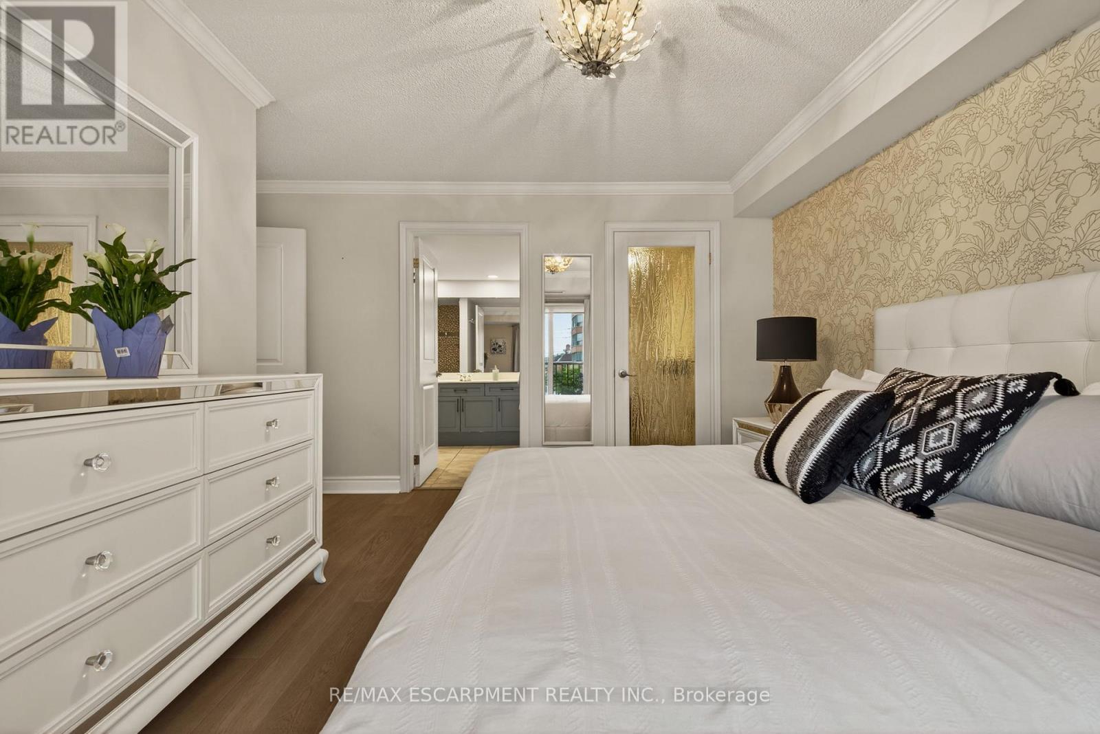 202 - 1477 Lakeshore Road, Burlington, Ontario  L7S 1B5 - Photo 17 - W13438018