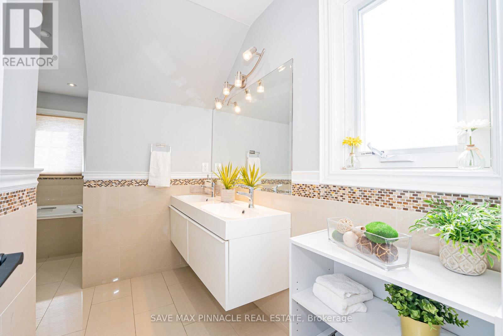 47 - 1292 Sherwood Mills Boulevard, Mississauga, Ontario  L5V 2G8 - Photo 37 - W13438090
