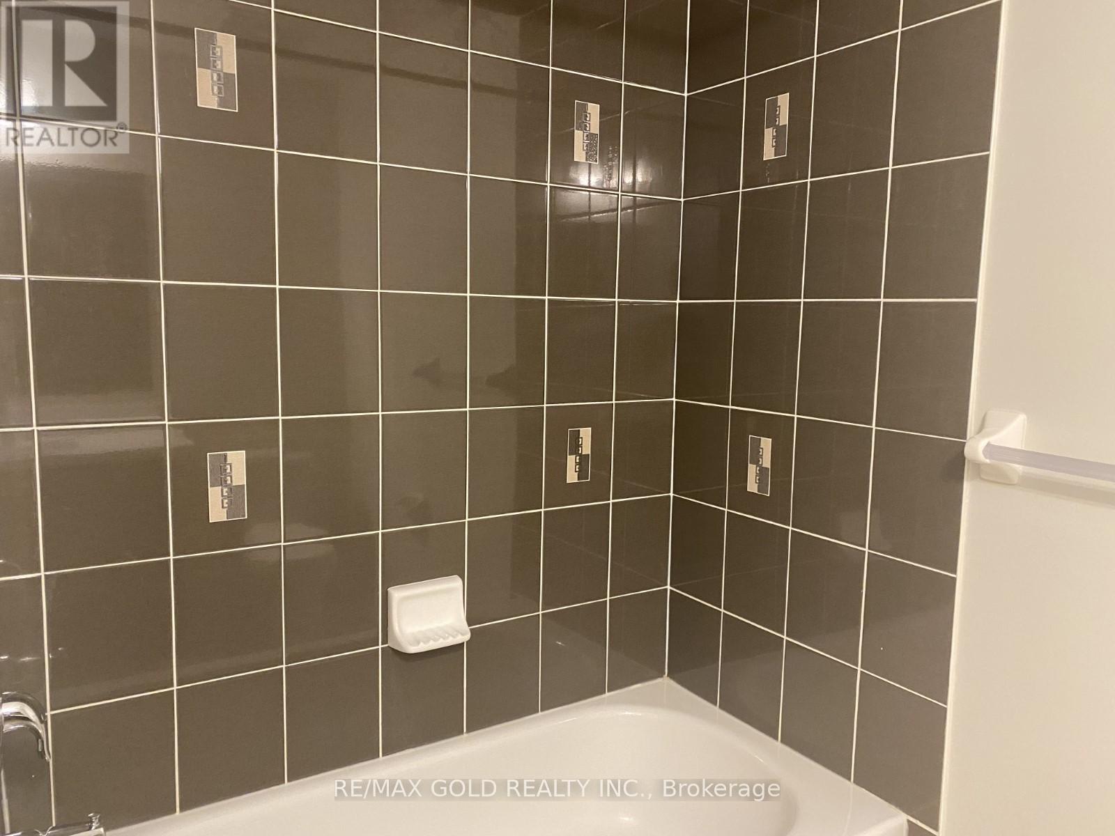 205 - 276 Gatwick Drive, Oakville, Ontario  L6H 7K3 - Photo 18 - W13438174