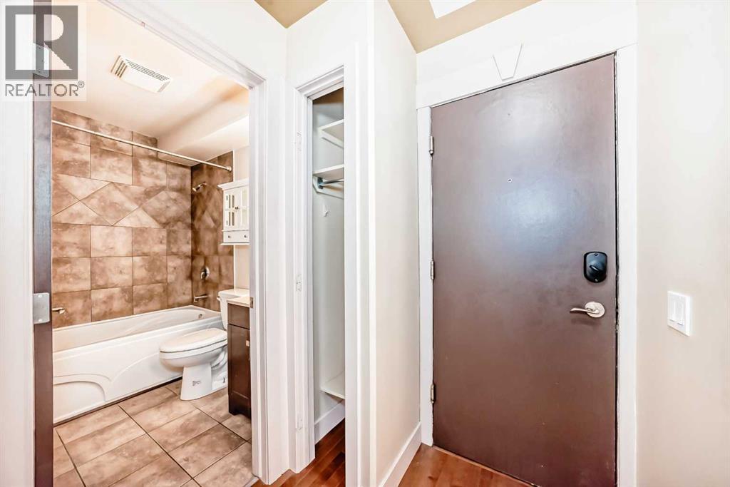 205, 2417 17 Street Sw, Calgary, Alberta T2T 4M9 - Photo 2 - A2318532