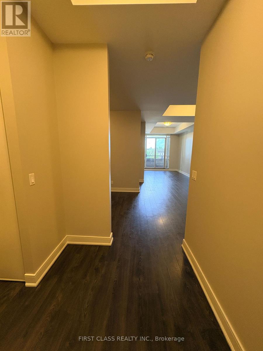 504 - 150 Main Street W, Hamilton, Ontario  L8P 1H8 - Photo 2 - X13438244