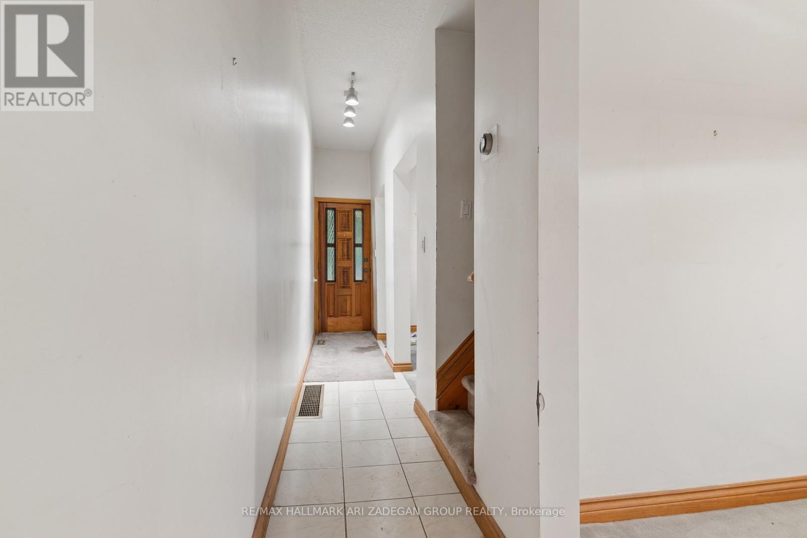 43 Eaton Avenue, Toronto, Ontario  M4J 2Z4 - Photo 14 - E13122170