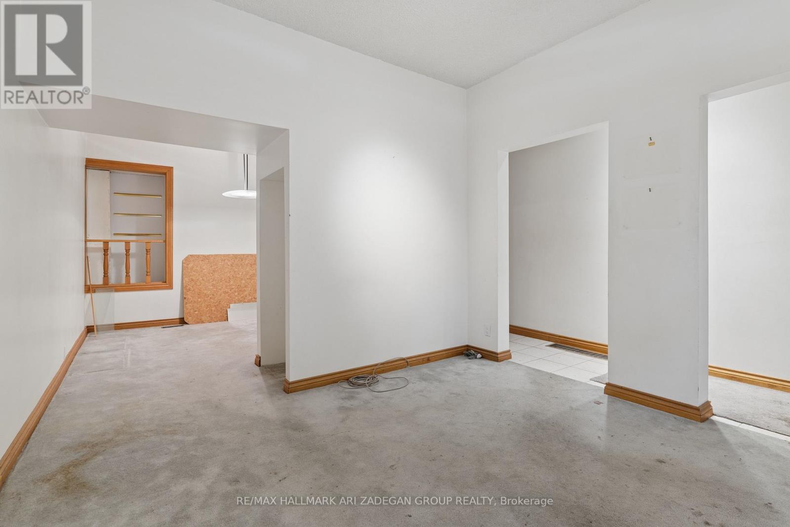 43 Eaton Avenue, Toronto, Ontario  M4J 2Z4 - Photo 8 - E13122170