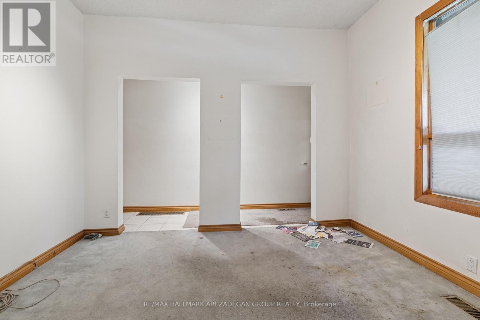 43 Eaton Avenue, Toronto, Ontario  M4J 2Z4 - Photo 9 - E13122170